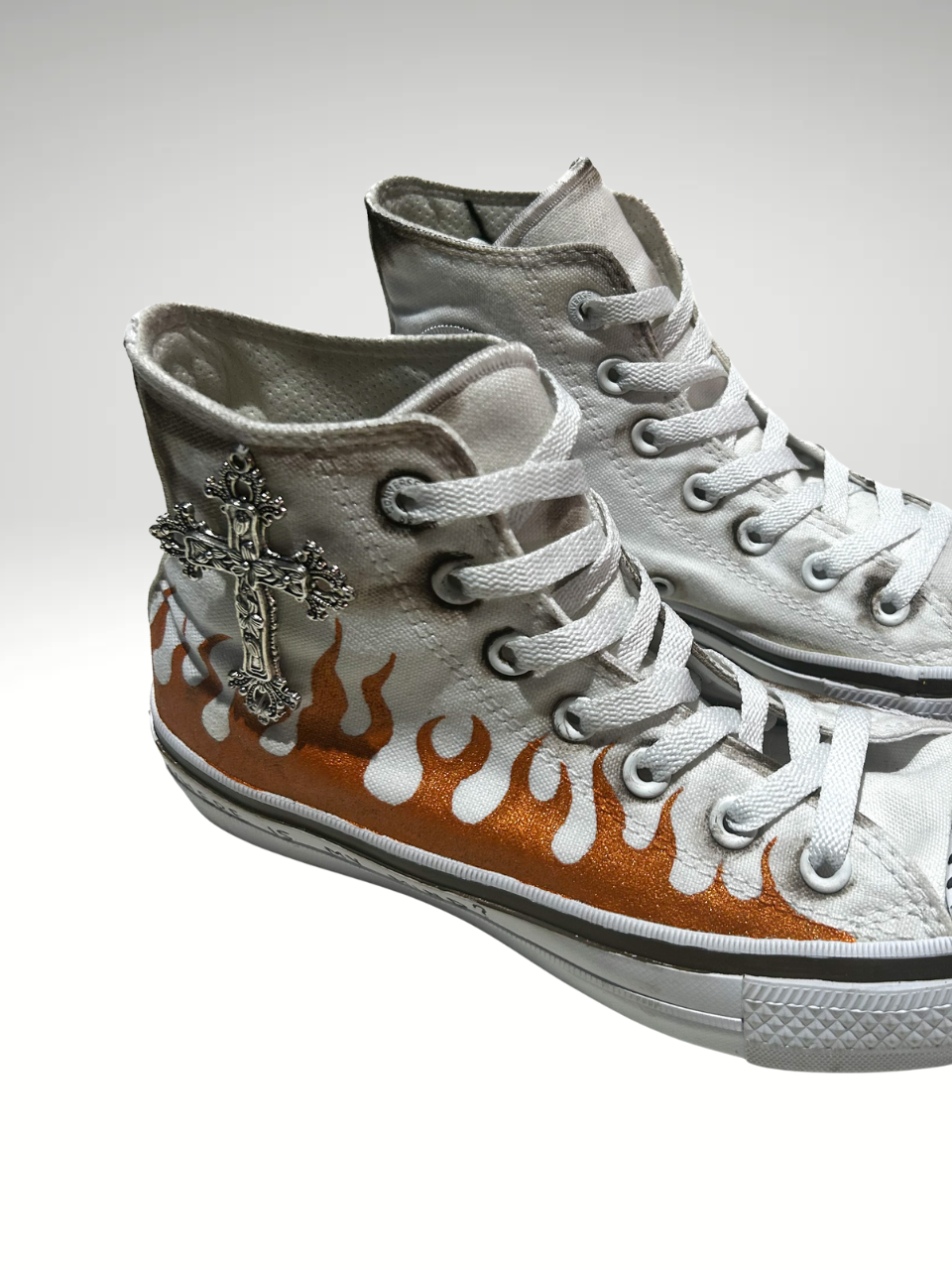Burn by the cold Converse