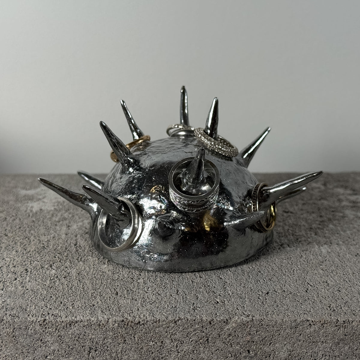 R02 / No.06 - Spike Ring Holder