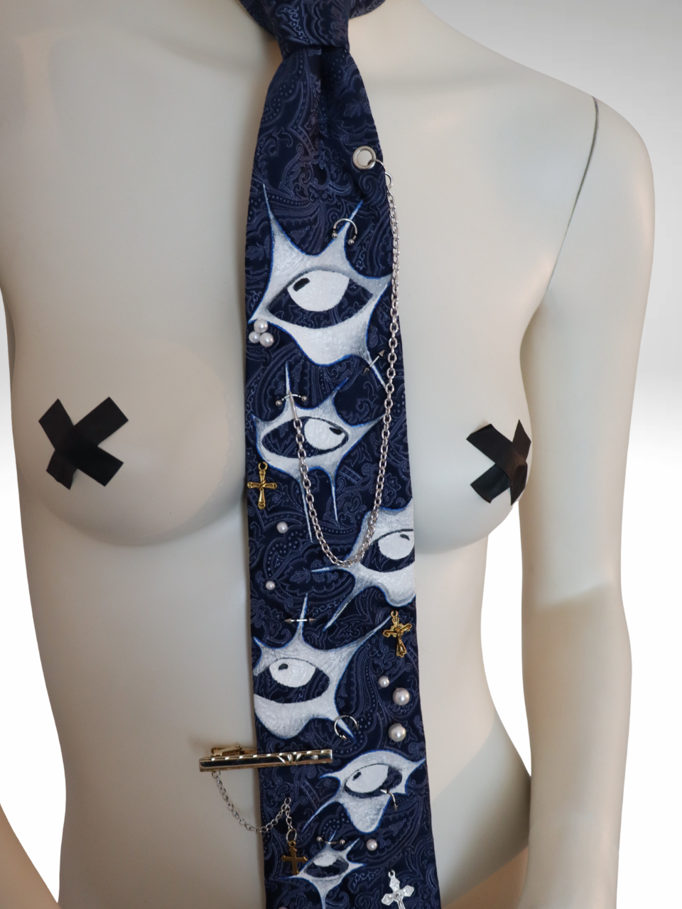 I got my eyes on u Tie