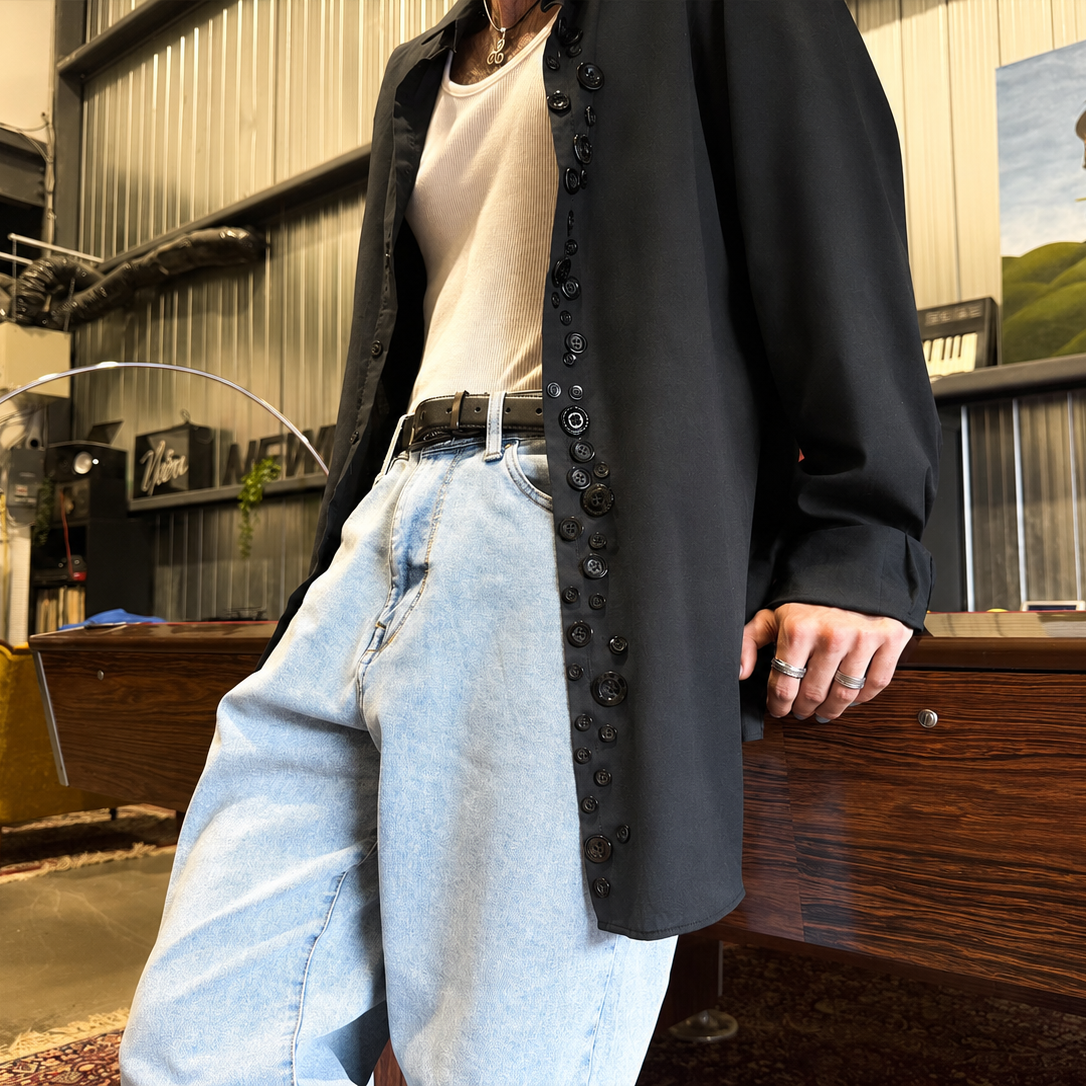 R01 / No.05 - Black Button-Up Shirt