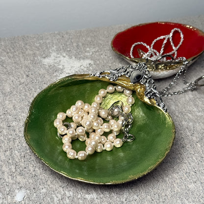 R02 / No.08 - Jewelry Shells