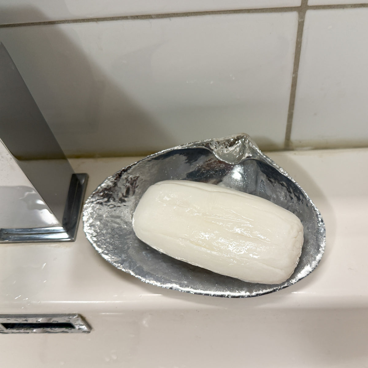 R02 / No.07 - Chrome Shell Soap Dish