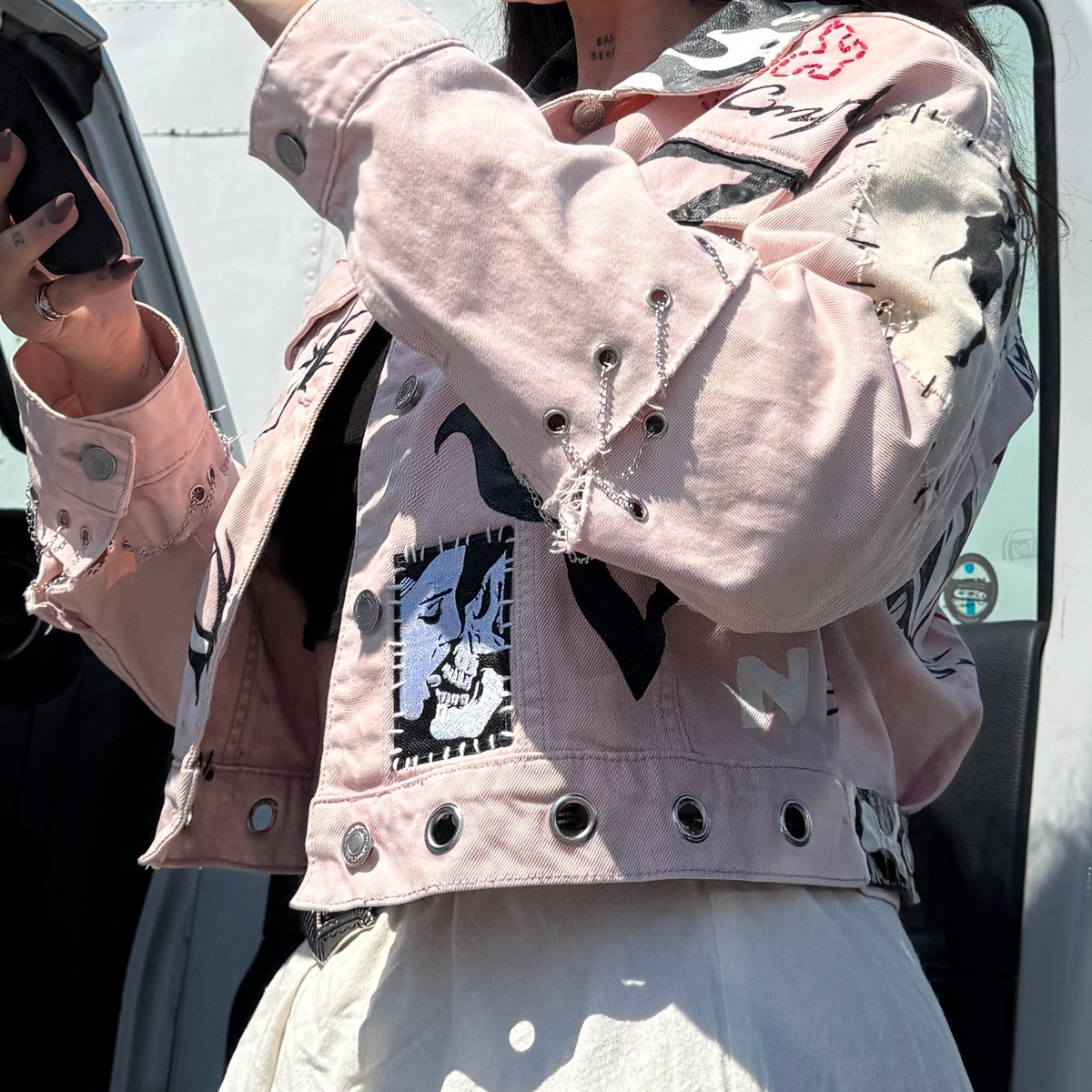 R01 / No.02 - Pink Jacket