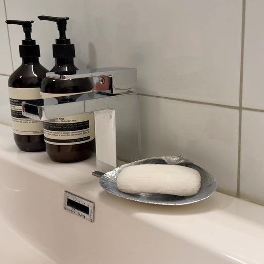 R02 / No.07 - Chrome Shell Soap Dish
